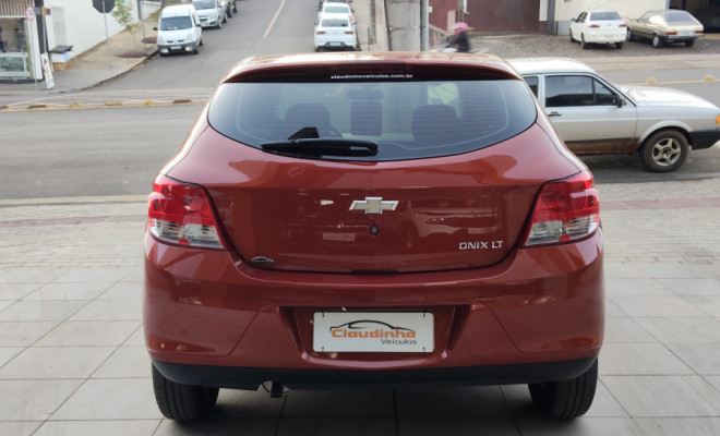 GM - Chevrolet ONIX HATCH LT 1.0 8V FlexPower 5p Mec. 2013 Flex-4