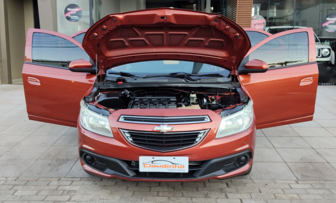 GM - Chevrolet ONIX HATCH LT 1.0 8V FlexPower 5p Mec. 2013 Flex-5
