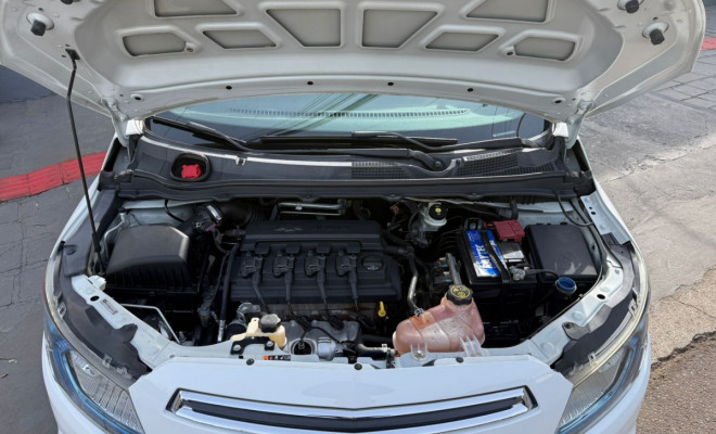 GM - Chevrolet ONIX HATCH LTZ 1.4 8V FlexPower 5p Aut. 2015 Flex-8