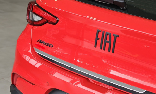 Fiat ARGO TREKKING 1.8 16V Flex Aut. 2020 Flex-15
