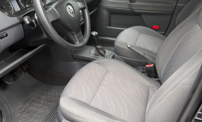 VW - VolksWagen Polo Sed. COMFORT. 1.6 Mi Tot. Flex 8v 2009 Flex-6