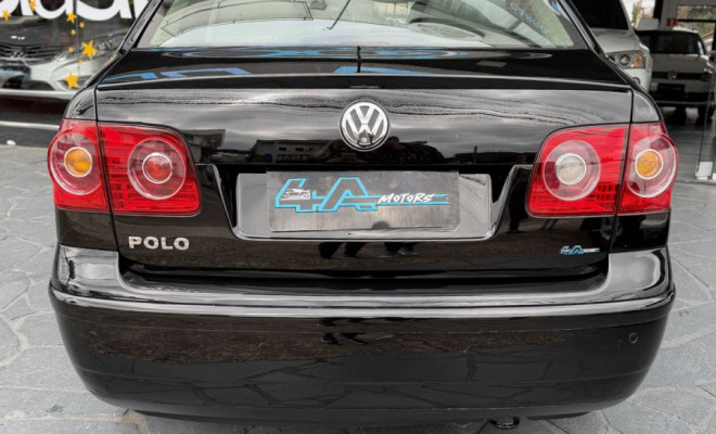 VW - VolksWagen Polo Sed. COMFORT. 1.6 Mi Tot. Flex 8v 2009 Flex-10