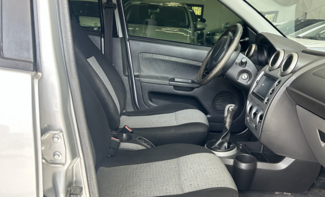 Ford Fiesta Sedan 1.6 Flex Mec. 2014 Flex-3