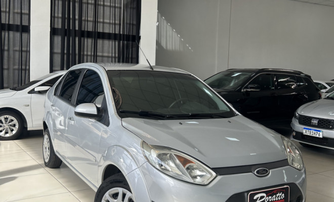 Ford Fiesta Sedan 1.6 Flex Mec. 2014 Flex-6