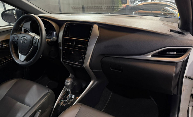 Toyota YARIS XLS 1.5 Flex 16V 5p Aut. 2019 Flex-11