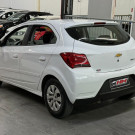 GM - Chevrolet ONIX HATCH LT 1.0 8V FlexPower 5p Mec. 2017 Flex-0