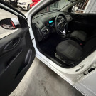 GM - Chevrolet ONIX HATCH LT 1.0 8V FlexPower 5p Mec. 2017 Flex-8