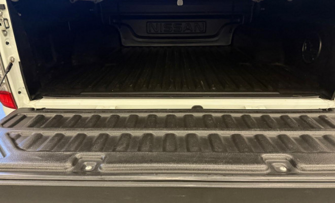 Nissan Frontier LE CD 4x4 2.3 Bi-TB Diesel Aut. 2022 Diesel-6