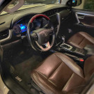 Toyota Hilux SW4 SR 4x2 2.7/ 2.7 Flex 16V Aut. 2019 Flex-4