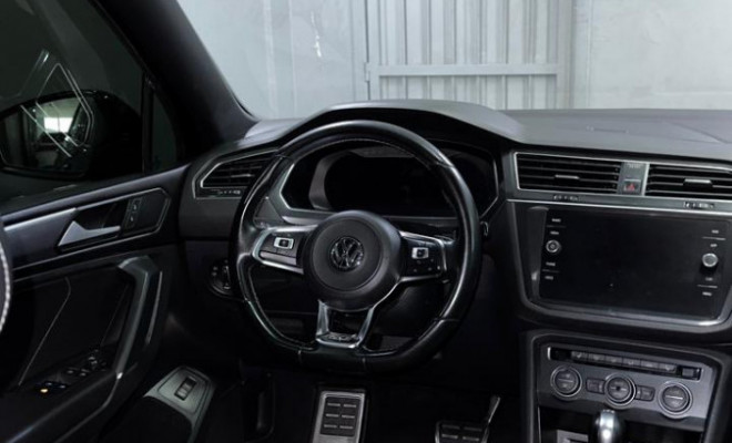 VW - VolksWagen TIGUAN Allspac R-Line 350 TSI 2.0 4x4 2018 Gasolina-2