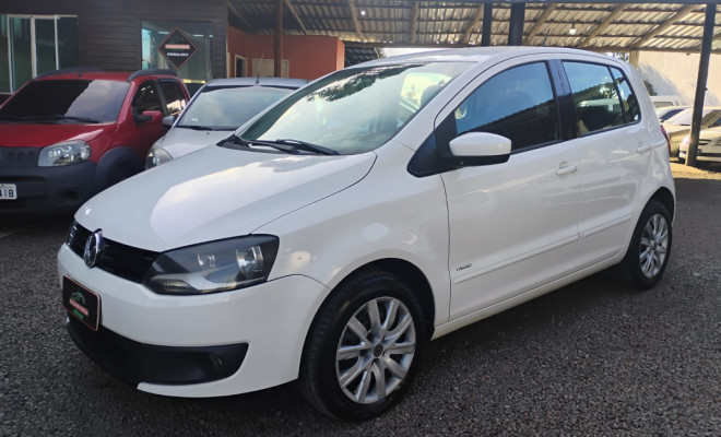 VW - VolksWagen Fox 1.0 Mi Total Flex 8V 5p 2011 Flex