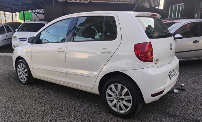 VW - VolksWagen Fox 1.0 Mi Total Flex 8V 5p 2011 Flex-1