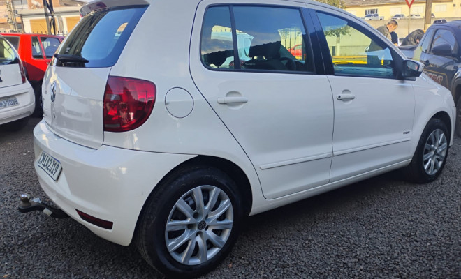 VW - VolksWagen Fox 1.0 Mi Total Flex 8V 5p 2011 Flex-0