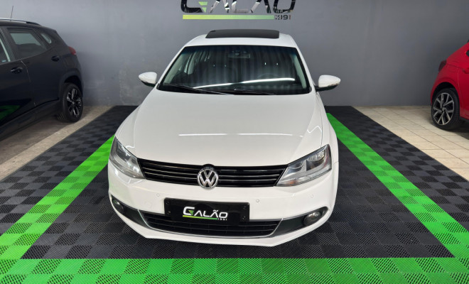 VW - VolksWagen JETTA Highline 2.0 TSI 16V 4p Tiptronic 2014 Flex