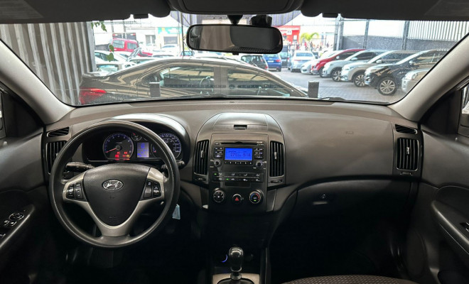 Hyundai i30 2.0 16V 145cv 5p Mec. 2012 Gasolina-5
