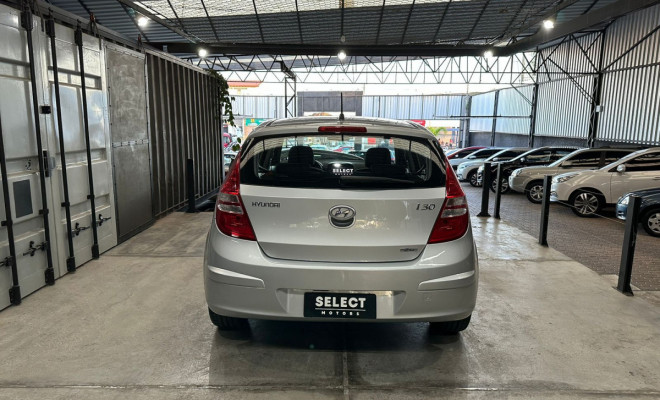 Hyundai i30 2.0 16V 145cv 5p Mec. 2012 Gasolina-4
