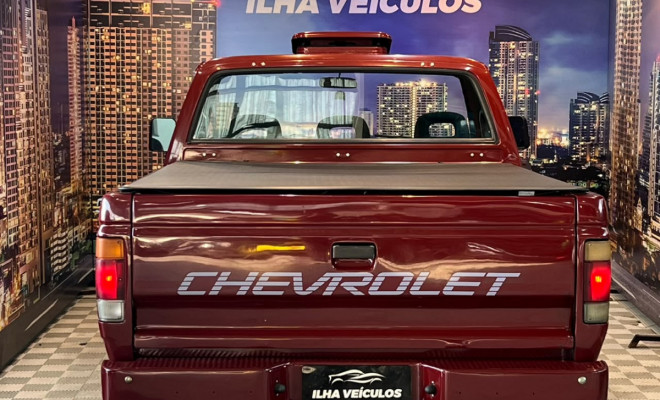 GM - Chevrolet D-20 S 3.9/4.0 Turbo Diesel 1990 Diesel-8
