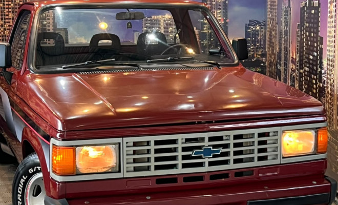 GM - Chevrolet D-20 S 3.9/4.0 Turbo Diesel 1990 Diesel-13