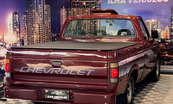 GM - Chevrolet D-20 S 3.9/4.0 Turbo Diesel 1990 Diesel-2