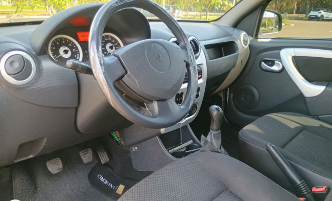 Renault SANDERO STEPWAY Hi-Flex 1.6 16V 5p 2011 Flex-4