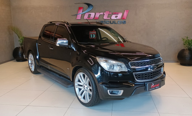 GM - Chevrolet S10 Pick-Up LTZ 2.4 F.Power 4x2 CD 2013 Diesel