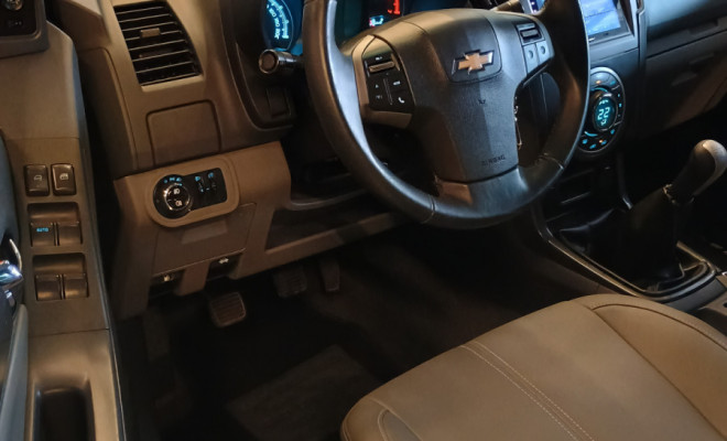 GM - Chevrolet S10 Pick-Up LTZ 2.4 F.Power 4x2 CD 2013 Diesel-7
