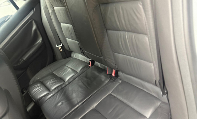 VW - VolksWagen JETTA Variant 2.5 20V 170cv Tiptronic 2009 Gasolina-10