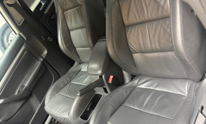 VW - VolksWagen JETTA Variant 2.5 20V 170cv Tiptronic 2009 Gasolina-11