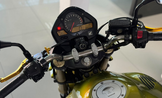 HONDA CB 600F HORNET 2011 Gasolina-3