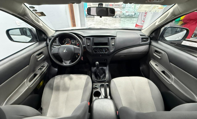 Mitsubishi L200 Triton SPO GL 2022 Diesel-7