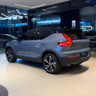 Volvo XC 40 T-5 R-DESIGN 2.0 252cv AWD 2020 Gasolina-1