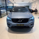 Volvo XC 40 T-5 R-DESIGN 2.0 252cv AWD 2020 Gasolina-3