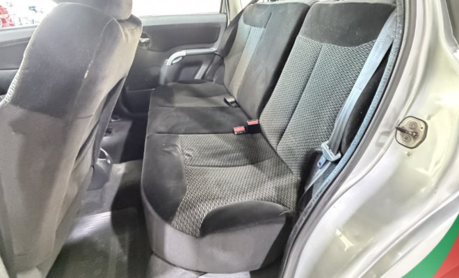 Citroën C3 GLX 1.4/ GLX Sonora 1.4 Flex 8V 5p 2011 Flex-6