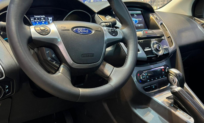 Ford Focus TITA/TITA Plus 2.0  Flex 5p Aut. 2015 Flex-5