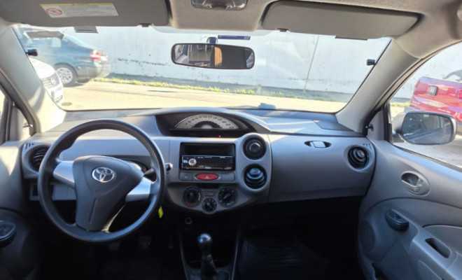 Toyota ETIOS 1.3 Flex 16V 5p Mec. 2013 Flex-8