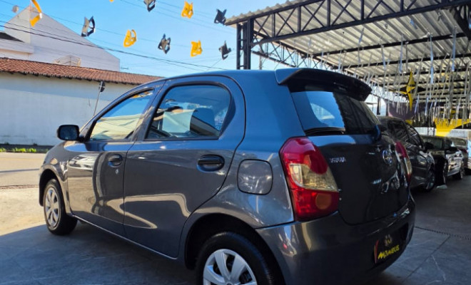 Toyota ETIOS 1.3 Flex 16V 5p Mec. 2013 Flex-3