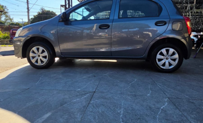 Toyota ETIOS 1.3 Flex 16V 5p Mec. 2013 Flex-5