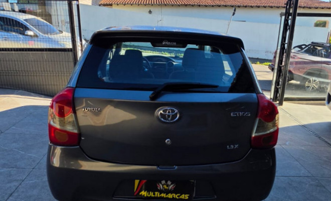 Toyota ETIOS 1.3 Flex 16V 5p Mec. 2013 Flex-6