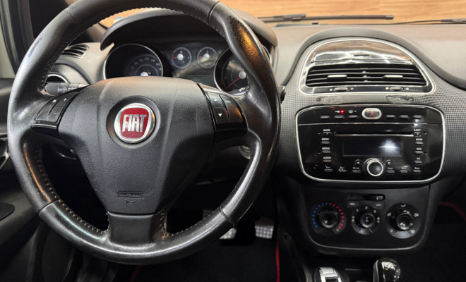 Fiat Punto BLACKMOTION Dual. 1.8 Flex 16v 5p 2014-5