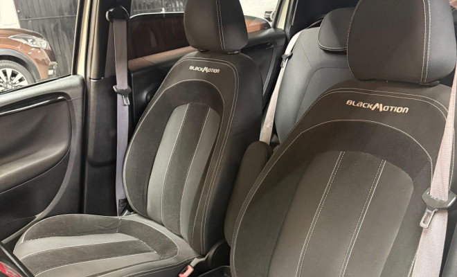 Fiat Punto BLACKMOTION Dual. 1.8 Flex 16v 5p 2014-10