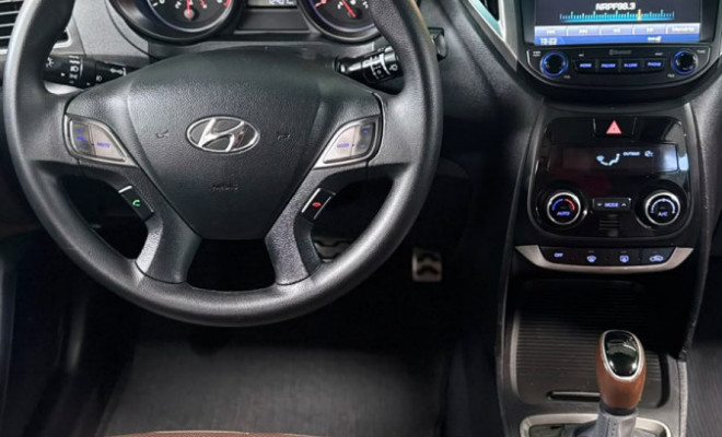 Hyundai HB20X Premium 1.6 Flex 16V Aut. 2019 Flex-8