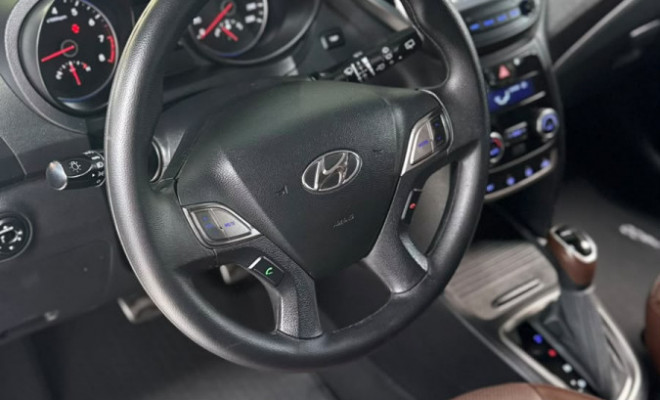 Hyundai HB20X Premium 1.6 Flex 16V Aut. 2019 Flex-9