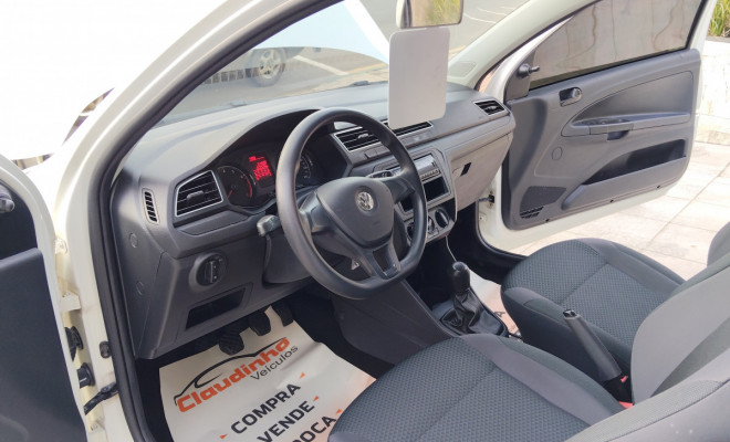 VW - VolksWagen Saveiro Robust 1.6 Total Flex 16V  2023 Flex-9