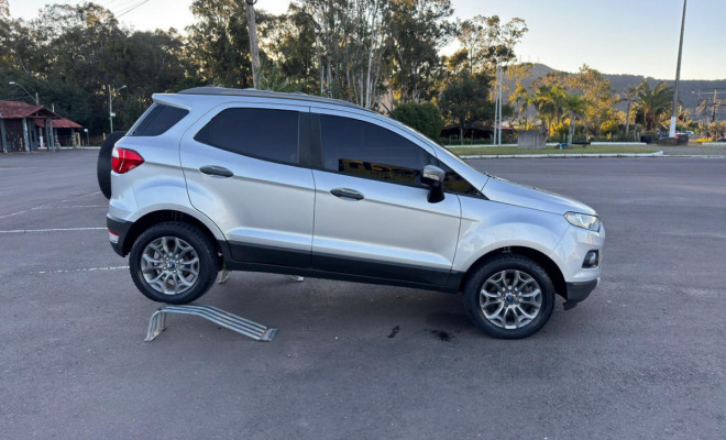 Ford EcoSport FREESTYLE 1.6 16V Flex 5p 2017 Flex-17