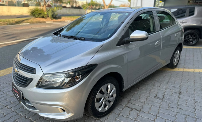 GM - Chevrolet ONIX HATCH Joy 1.0 8V Flex 5p Mec. 2018 Flex-0