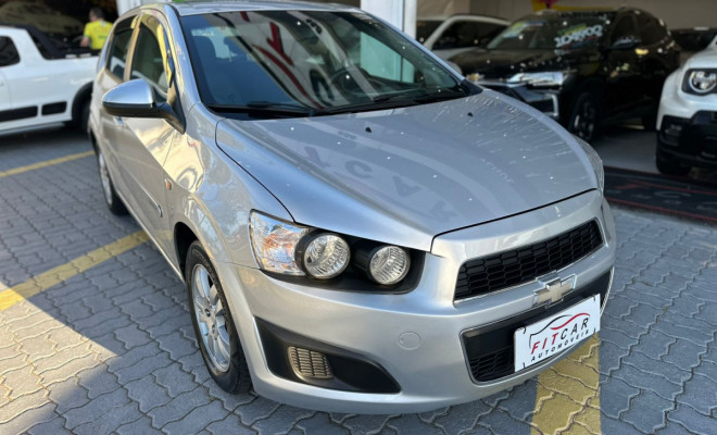 GM - Chevrolet SONIC HB LT 1.6 16V FlexPower 5p Mec. 2013 Flex-4