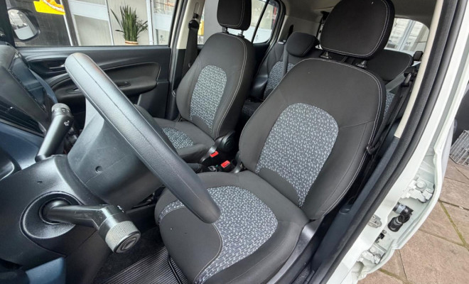 Fiat UNO ATTRACTIVE 1.0 Fire Flex 8V 5p 2021 Flex-4