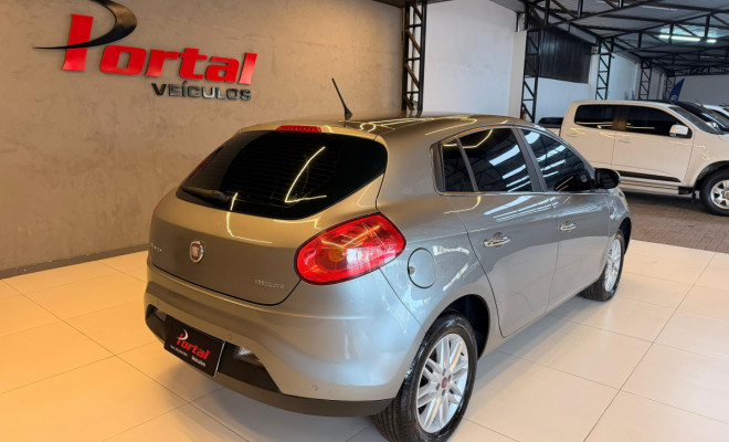 Fiat Bravo ESSENCE 1.8 Flex 16V 5p 2011 Flex-6