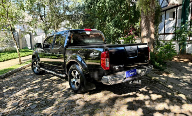 Nissan Frontier SEL CD 4x4 2.5 TB Diesel Aut. 2008 Diesel-14