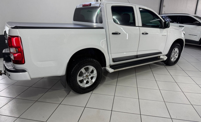 GM - Chevrolet S10 Pick-Up Advantage 2.5 Flex 4x2 CD 2017 Flex-1